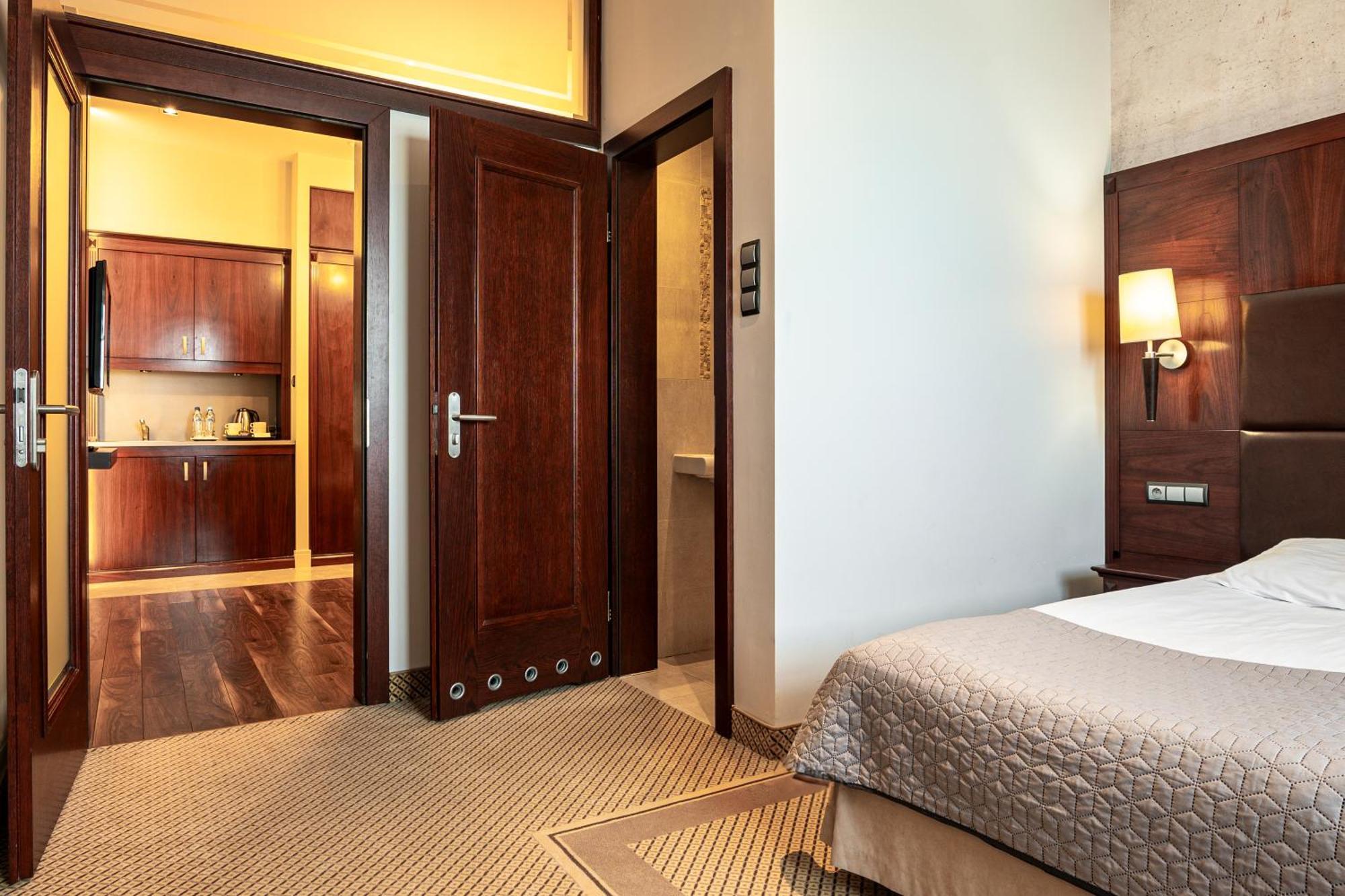 Hotel Galicja Superior Wellness & Spa Oświęcim Εξωτερικό φωτογραφία